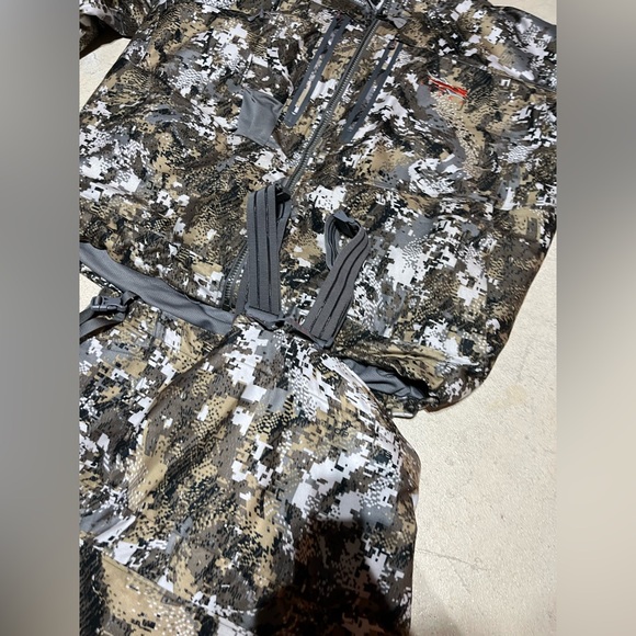 SITKA HUNTING SUIT - Picture 8 of 16